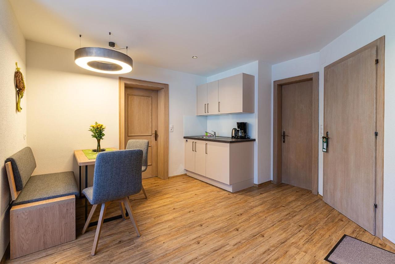 Hotel Garni Romantik Fuegen Luaran gambar