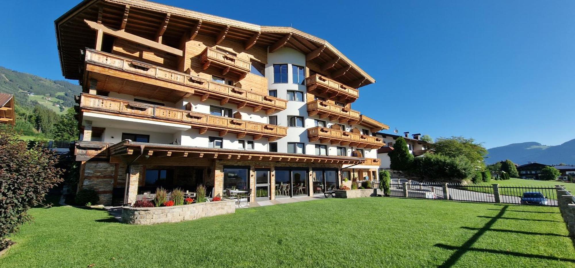 Hotel Garni Romantik Fuegen Luaran gambar