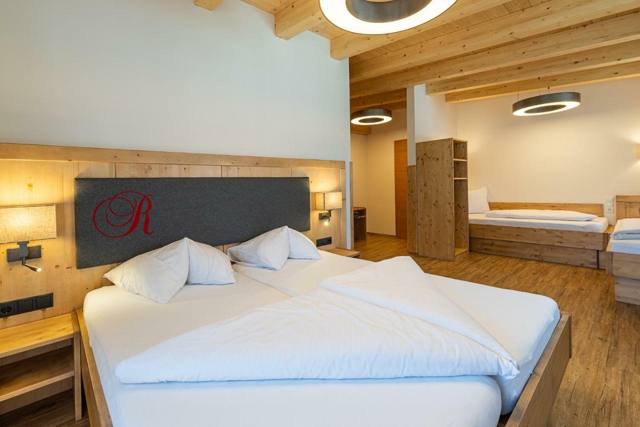 Hotel Garni Romantik Fuegen Luaran gambar
