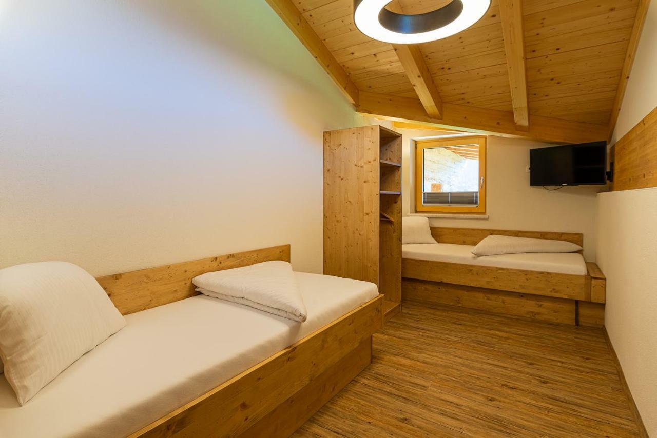 Hotel Garni Romantik Fuegen Luaran gambar
